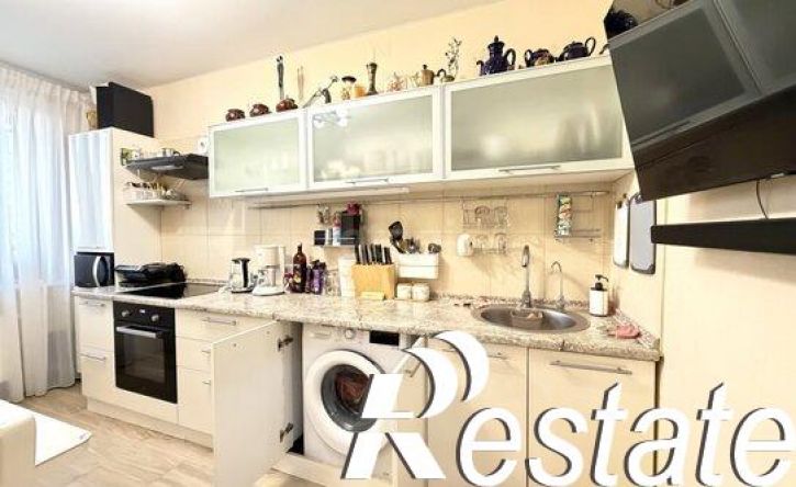 3-комн квартира улица Космонавтов, 61Б,  д. 61Б