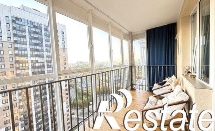 3-комн квартира улица Космонавтов, 61Б,  д. 61Б