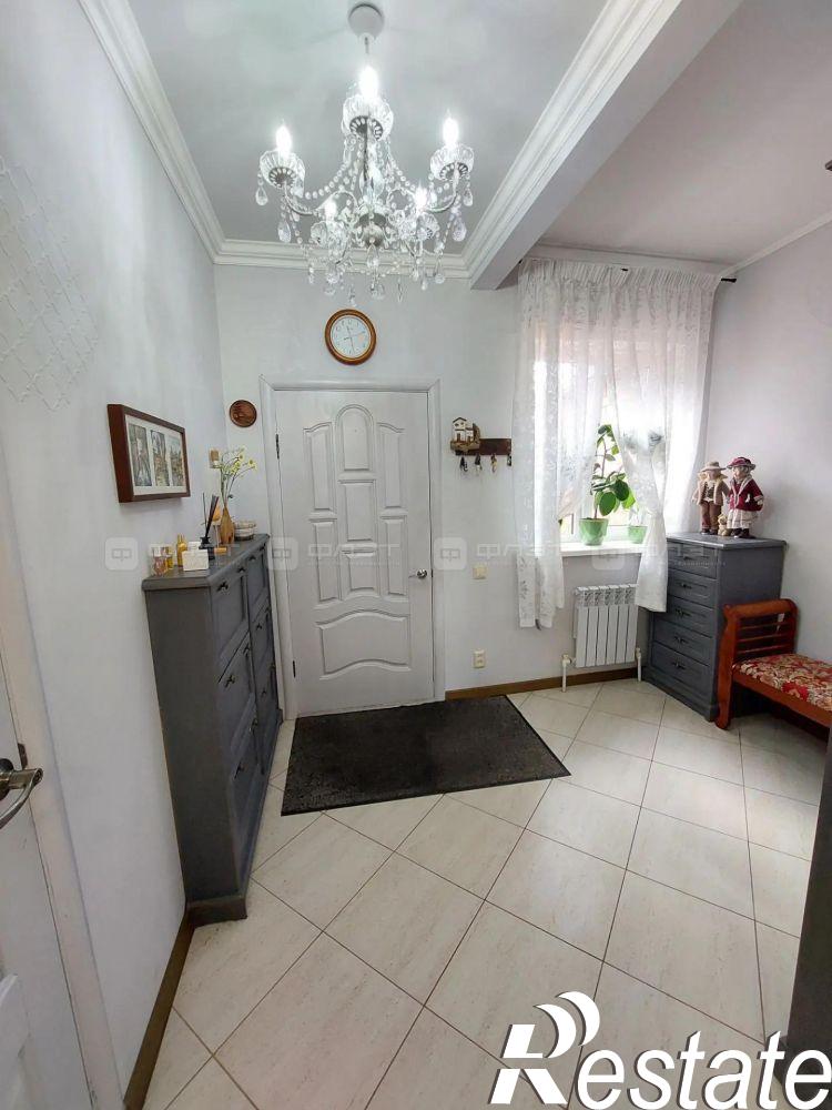 Купить дачу, дом, коттедж за 12 700 000 рублей на Самосырово ул. Школьная