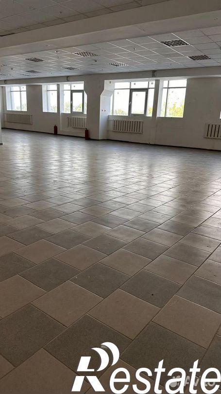 Сдать торговое помещение за 344 000 рублей на Сибирский тракт