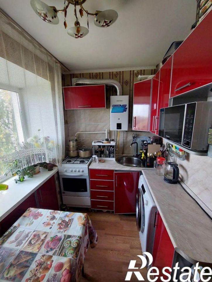 2-комн квартира ул. Химиков, дом 15