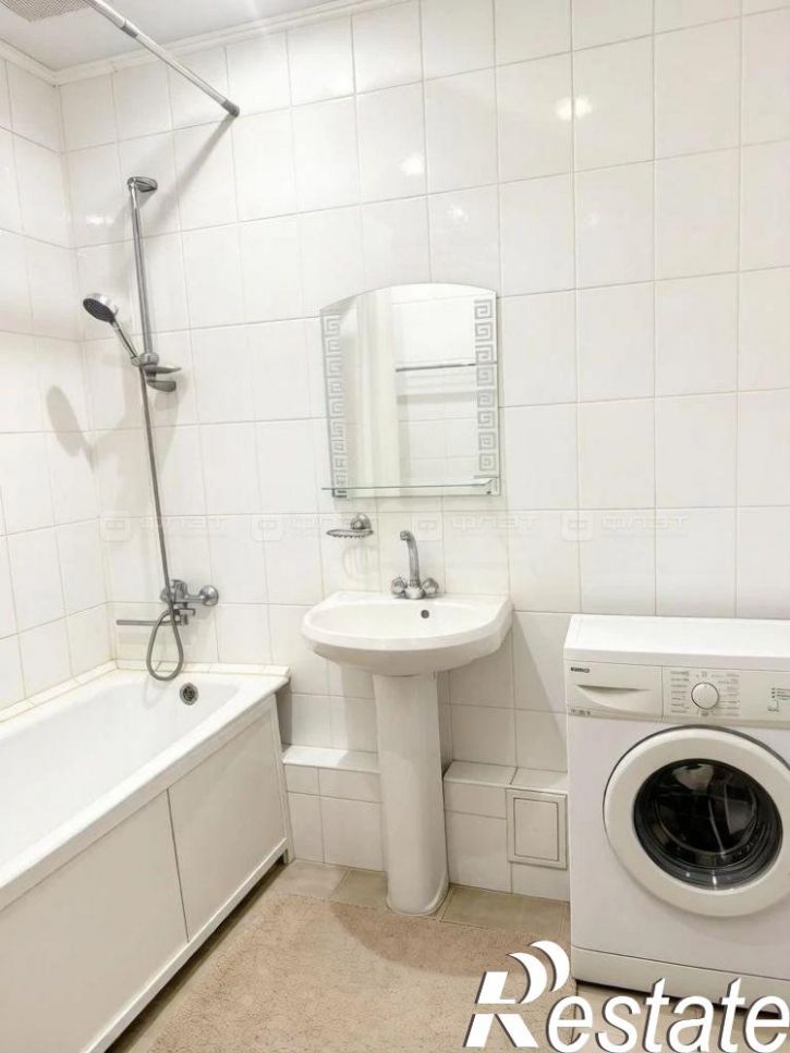 3-комн квартира ул. Интернациональная (Константиновка), дом 33А