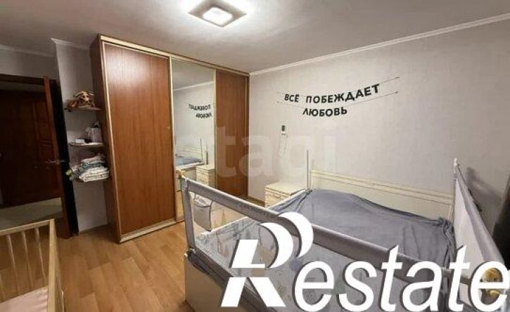 2-комн квартира Революционная улица, 69,  д. 69