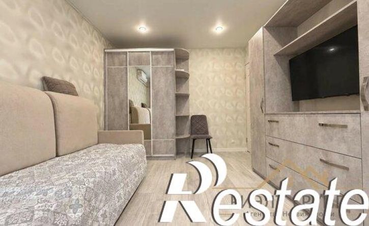 2-комн квартира улица Комарова, 20,  д. 20