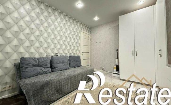 2-комн квартира улица Комарова, 20,  д. 20