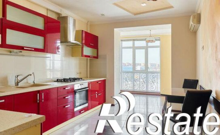 3-комн квартира улица Габдуллы Кариева, 5,  д. 5