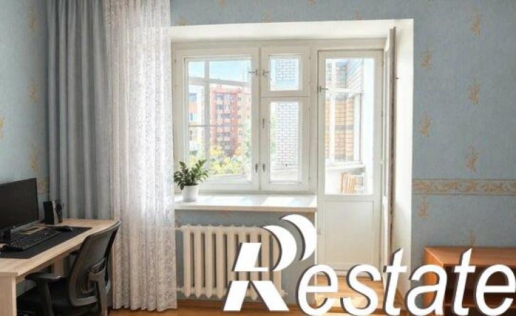 2-комн квартира улица Соловецких юнг, 1,  д. 1