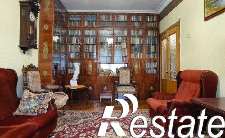 3-комн квартира Адмиралтейская улица, 21,  д. 21