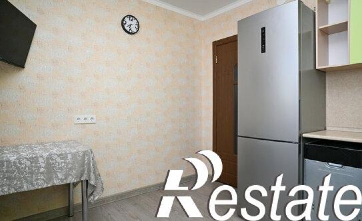1-комн квартира улица Андрея Адо, 15,  д. 15