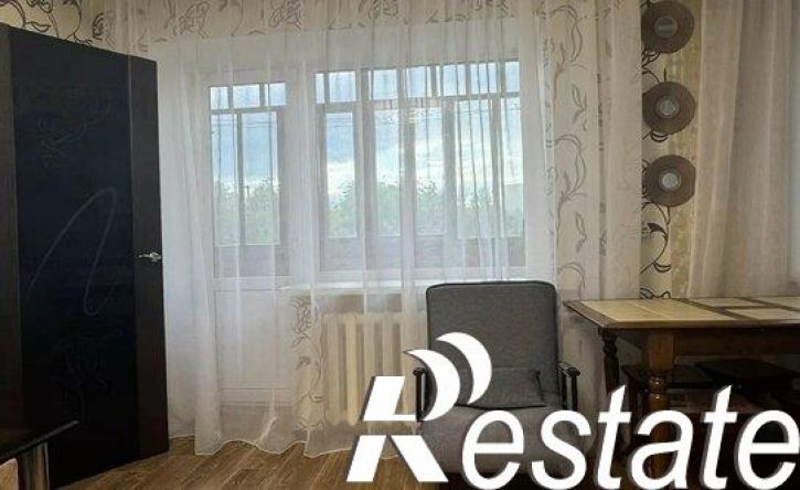 2-комн квартира Поперечно-Базарная улица, 1,  д. 1