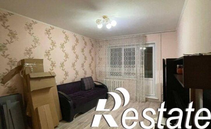 2-комн квартира улица Адоратского, 31,  д. 31