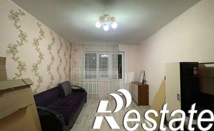 2-комн квартира улица Адоратского, 31,  д. 31