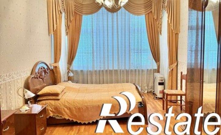 4-комн квартира улица Калинина, 10,  д. 10
