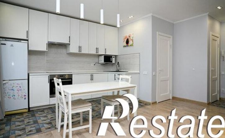 2-комн квартира улица Фикрята Табеева, 1,  д. 1