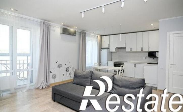 2-комн квартира улица Фикрята Табеева, 1,  д. 1