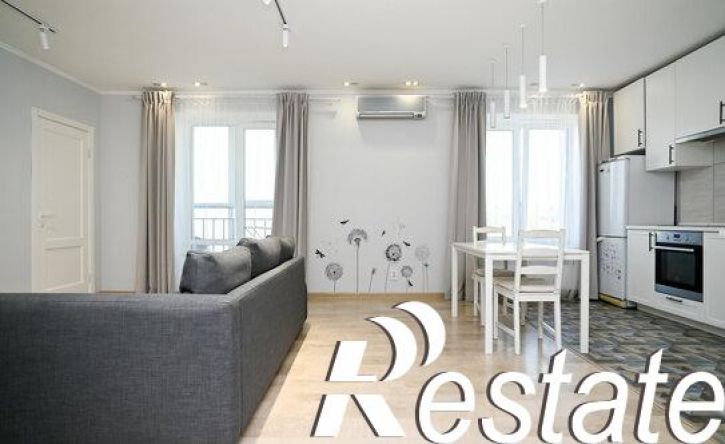 2-комн квартира улица Фикрята Табеева, 1,  д. 1