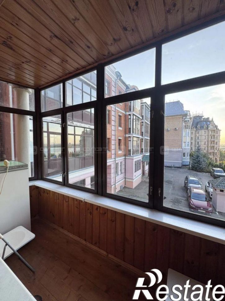 3-комн квартира ул. Япеева д.19