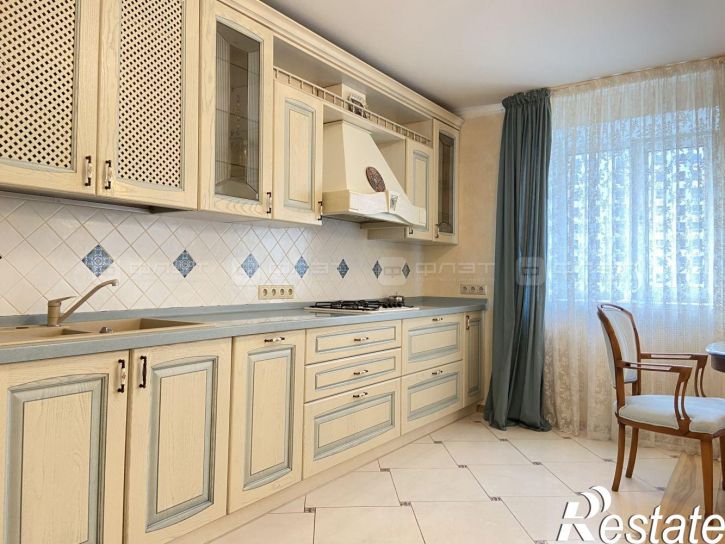 2-комн квартира ул. Родины д.37