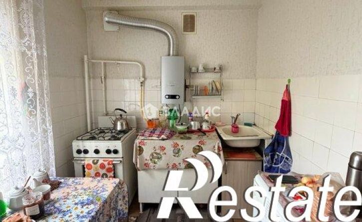 3-комн квартира улица Латышских Стрелков, 4А,  д. 4А