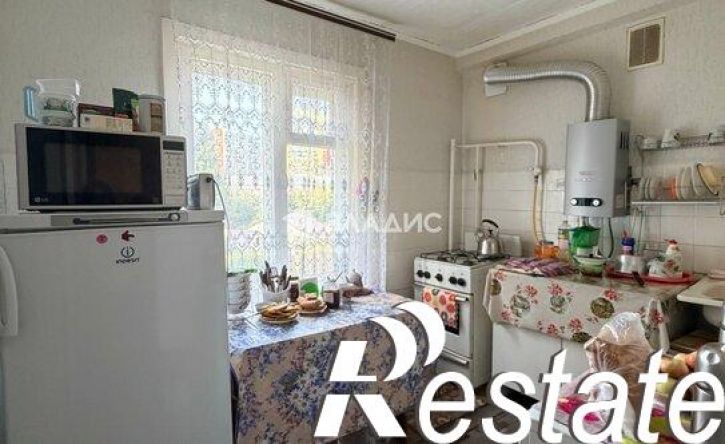 3-комн квартира улица Латышских Стрелков, 4А,  д. 4А