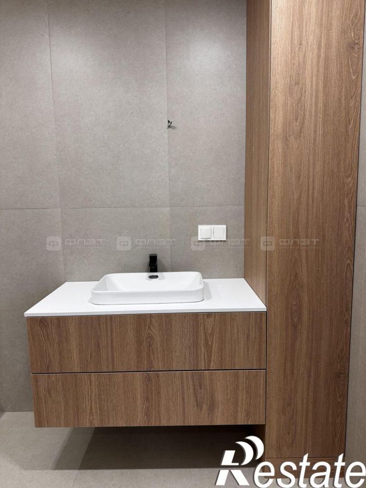 3-комн квартира ул. Юлиуса Фучика, дом 4
