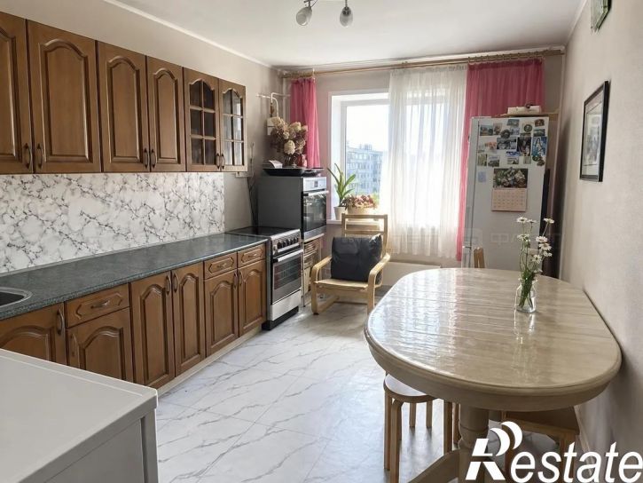 2-комн квартира пр-кт. Фатыха Амирхана, дом 40