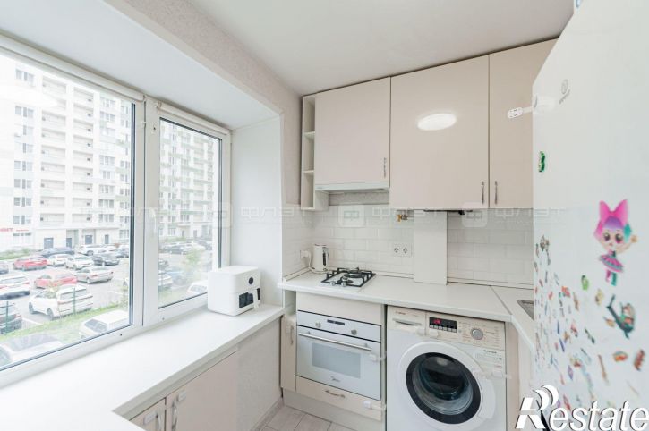 3-комн квартира ул. Павлюхина, дом 122