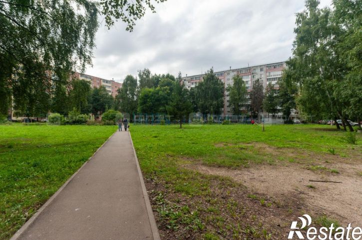 2-комн квартира ул. Рихарда Зорге, дом 107