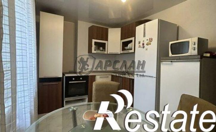 5-комн квартира улица Гаврилова, 2,  д. 2