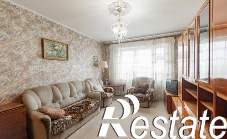 3-комн квартира улица Академика Лаврентьева, 8,  д. 8
