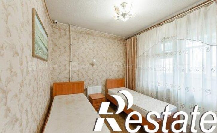 3-комн квартира улица Академика Лаврентьева, 8,  д. 8