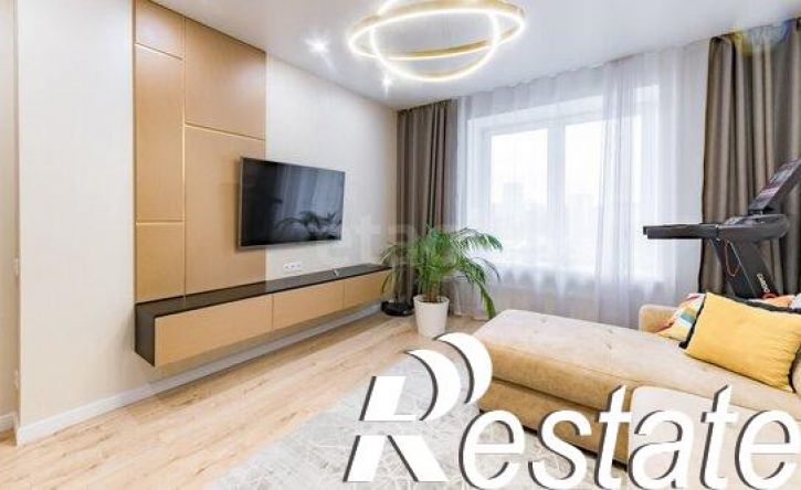 3-комн квартира улица Фикрята Табеева, 1,  д. 1