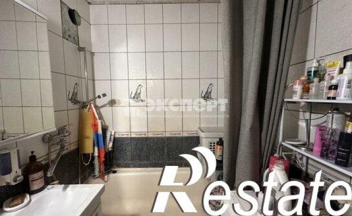 2-комн квартира улица Закиева, 23,  д. 23