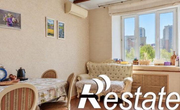 4-комн квартира улица Заря, 7А,  д. 7А