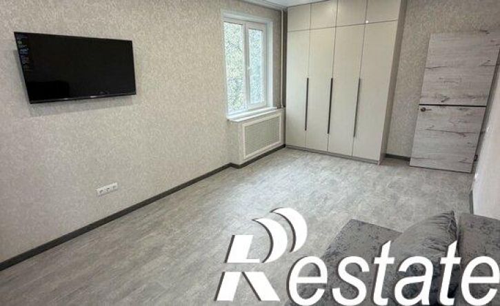 2-комн квартира улица Шамиля Усманова, 33 к2,  д. 33 к2