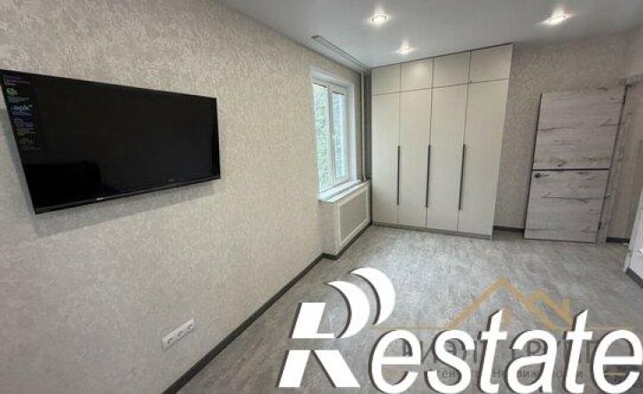 2-комн квартира улица Шамиля Усманова, 33 к2,  д. 33 к2