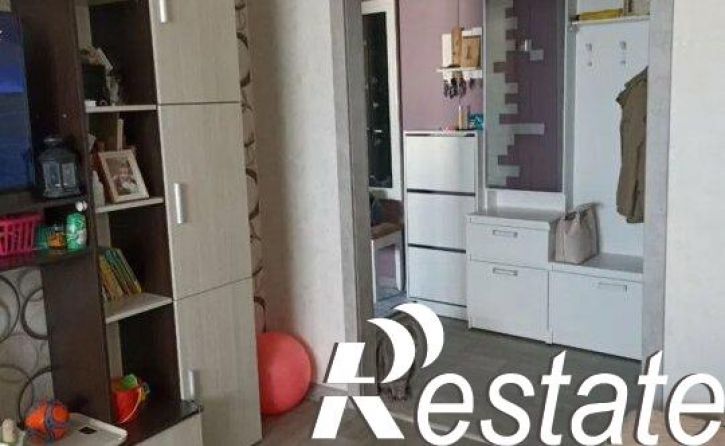 3-комн квартира улица Адоратского, 35,  д. 35