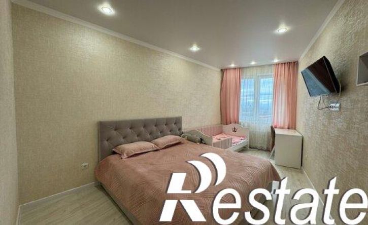 3-комн квартира улица Павлюхина, 108Б,  д. 108Б