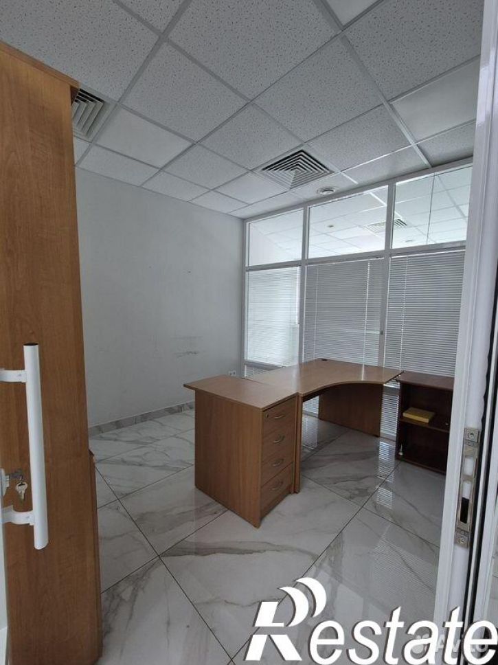 Офис проспект Альберта Камалеева, 1,  д. 1
