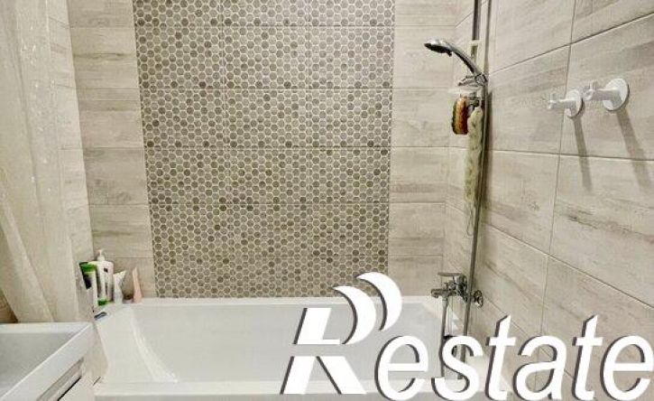 1-комн квартира улица Рауиса Гареева, 105Б,  д. 105Б