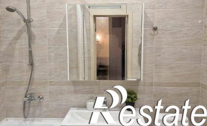 3-комн квартира улица Павлюхина, 110В,  д. 110В