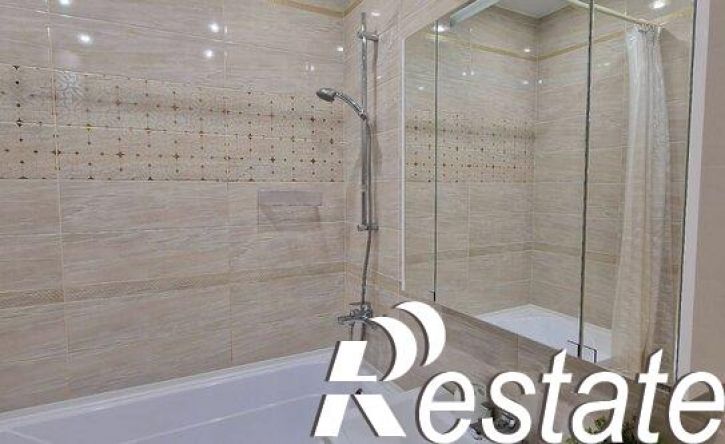 3-комн квартира улица Павлюхина, 110В,  д. 110В