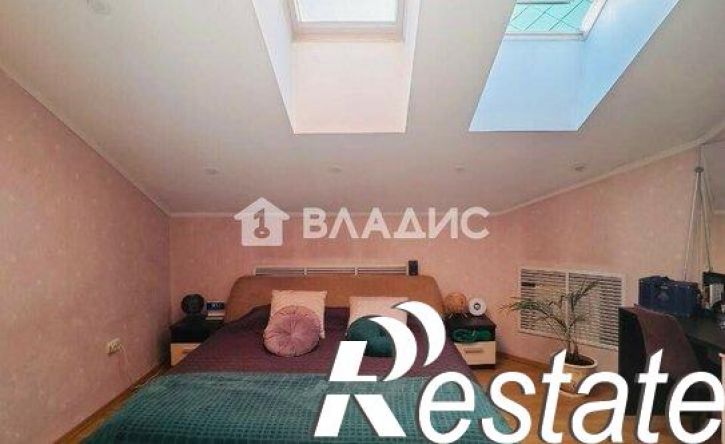 3-комн квартира улица Вишневского, 11,  д. 11