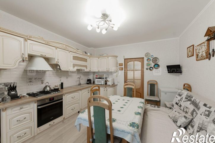 2-комн квартира ул. Сафьян, дом 6