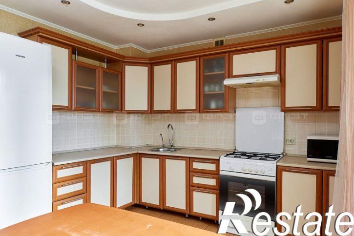 3-комн квартира ул. Юлиуса Фучика, дом 82