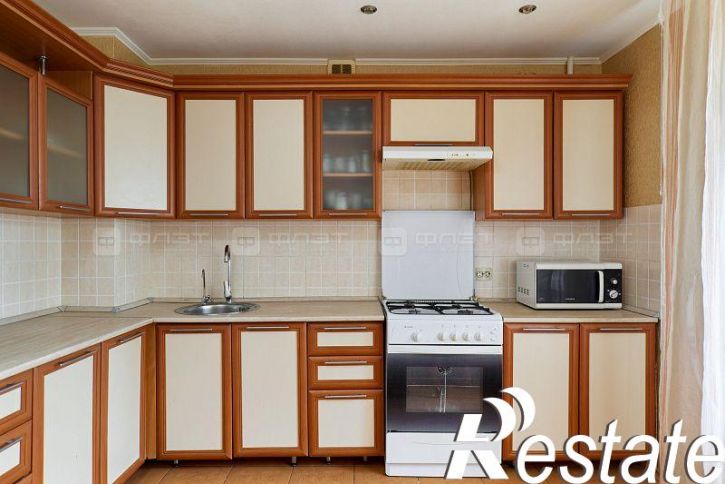 3-комн квартира ул. Юлиуса Фучика, дом 82