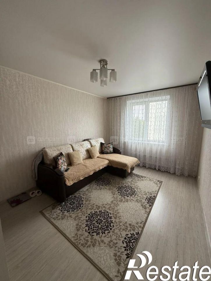 3-комн квартира ул. Адоратского, дом 46