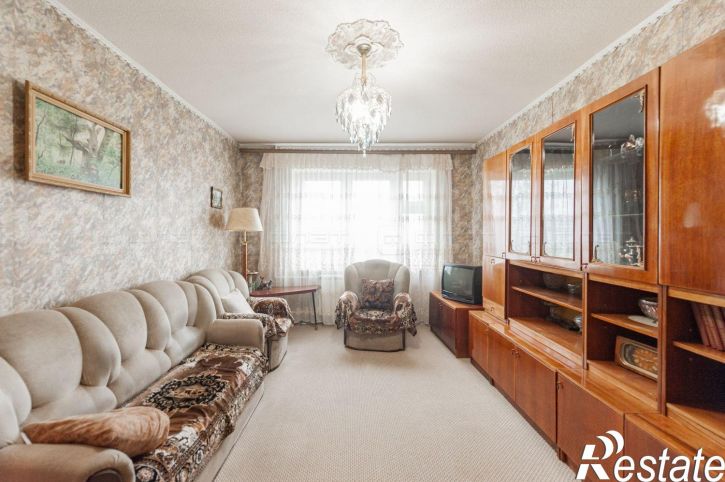 3-комн квартира ул. Академика Лаврентьева, дом 8