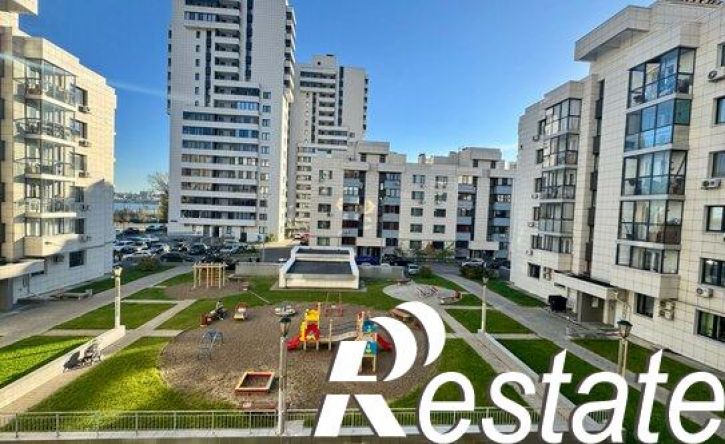 3-комн квартира улица Сибгата Хакима, 5А,  д. 5А