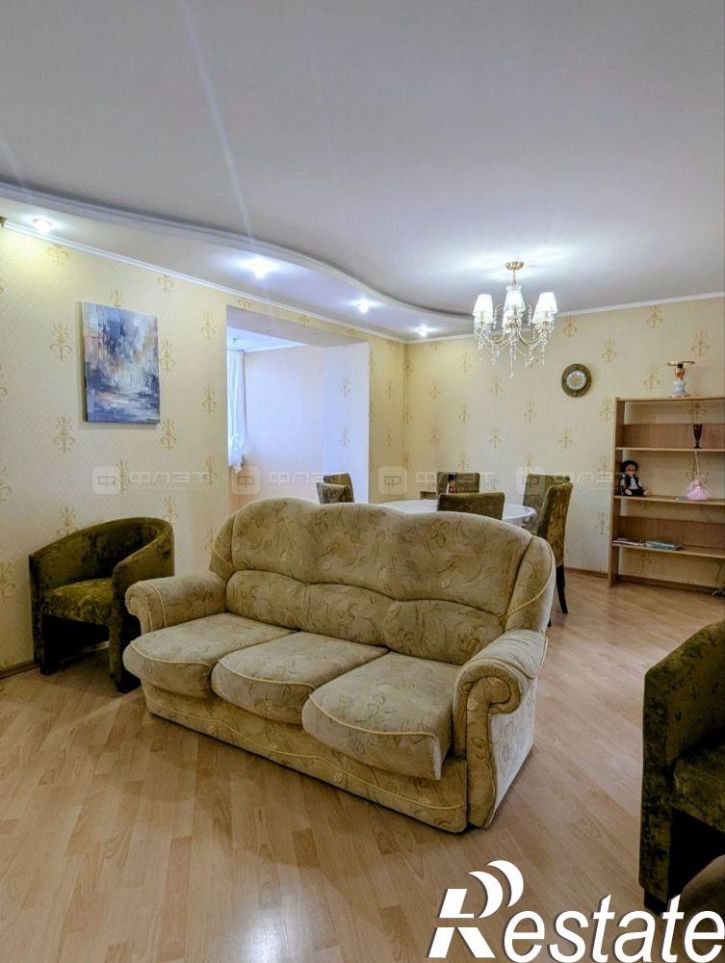 6-комн квартира ул. Заря д.6
